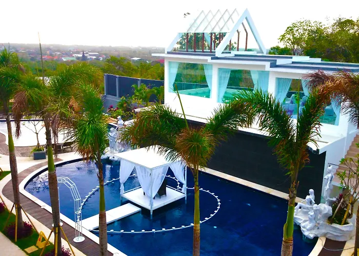 Luxotic Private And Resort 4*